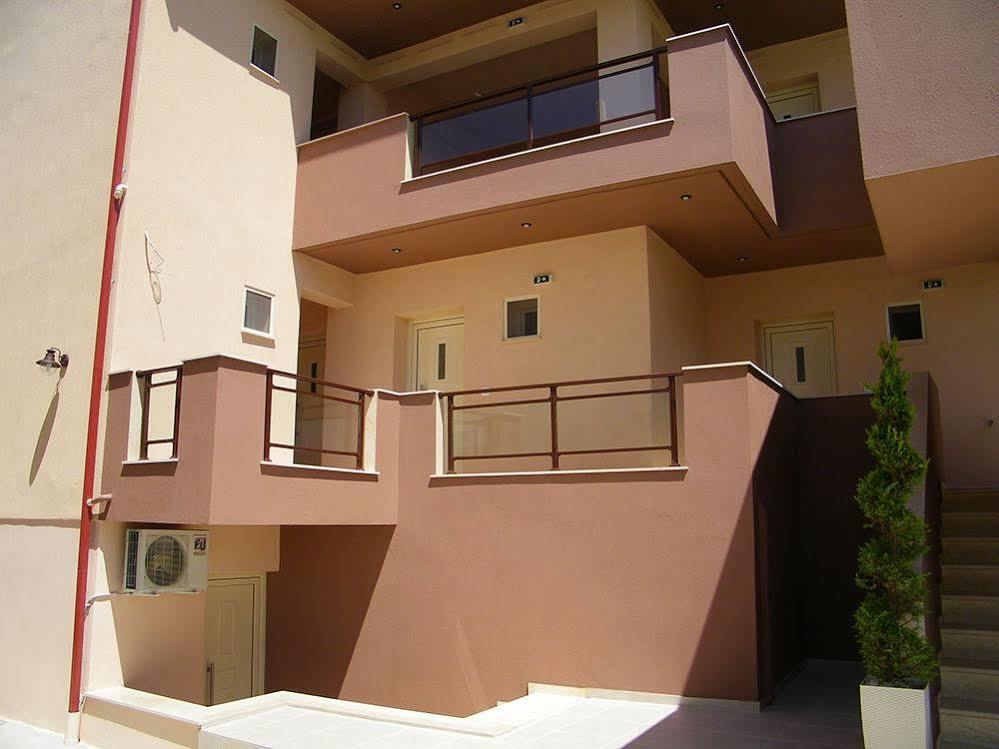 Castro Deluxe Appartement Toroni Buitenkant foto